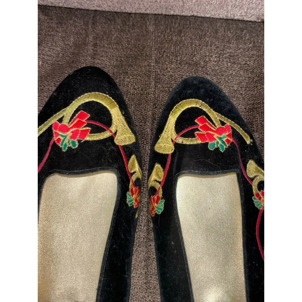 Pritzi Vintage Black Velvet Embroidered Flats 9 Holidays Timeless Elegance